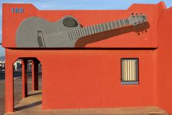 guitar, mural, bob diven, artist, muralist, hubbards music, las cruces, new mexico, giant guitar, painting, bobdiven.com